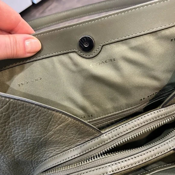 Coach Edie 31 Army Green Leather Bag - Picture 8 of 11